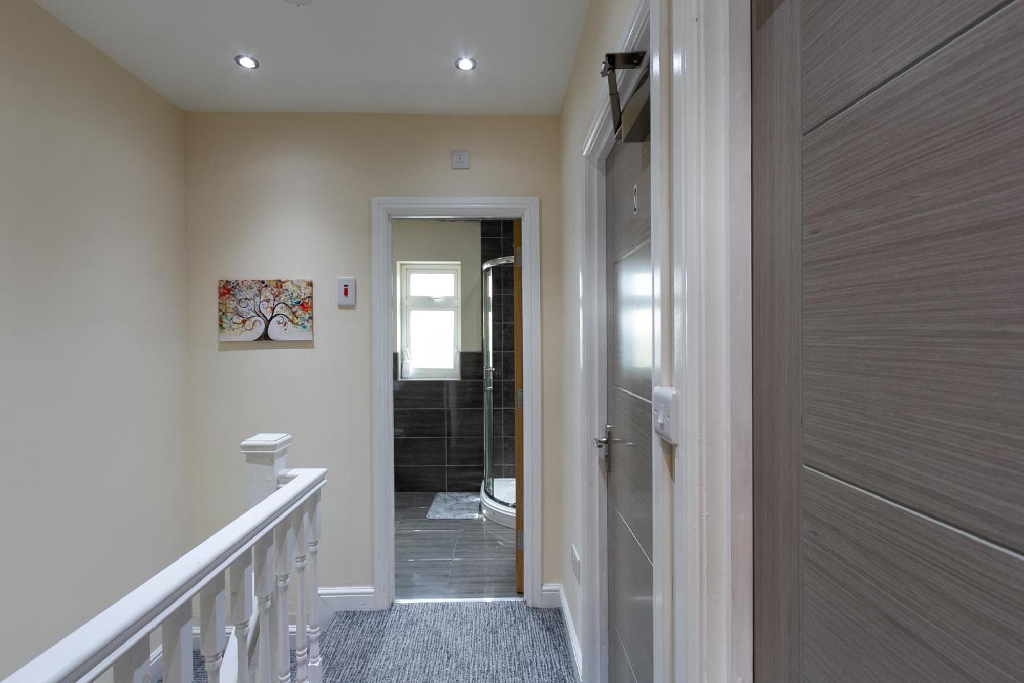Apartament Bathway House - Free Secured Parking And Wifi Coventry Zewnętrze zdjęcie